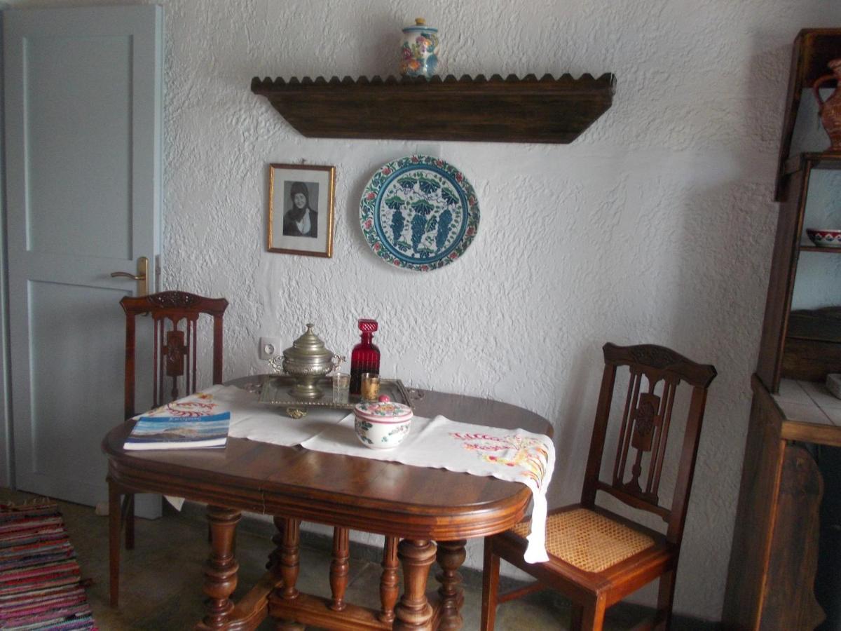 Nyfes Traditional Boutique Frosyni Skyros Ngoại thất bức ảnh