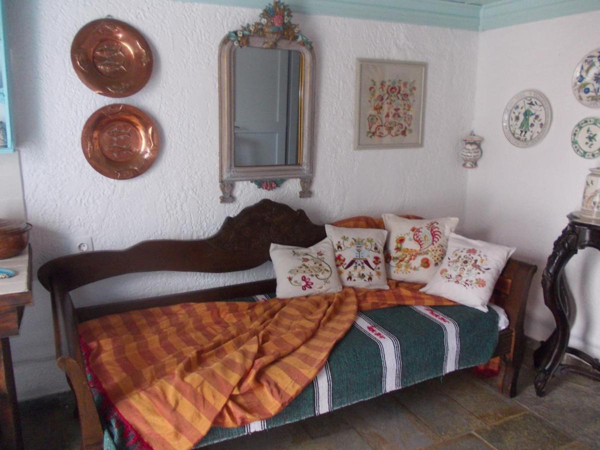 Nyfes Traditional Boutique Frosyni Skyros Ngoại thất bức ảnh