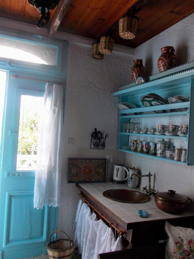 Nyfes Traditional Boutique Frosyni Skyros Ngoại thất bức ảnh